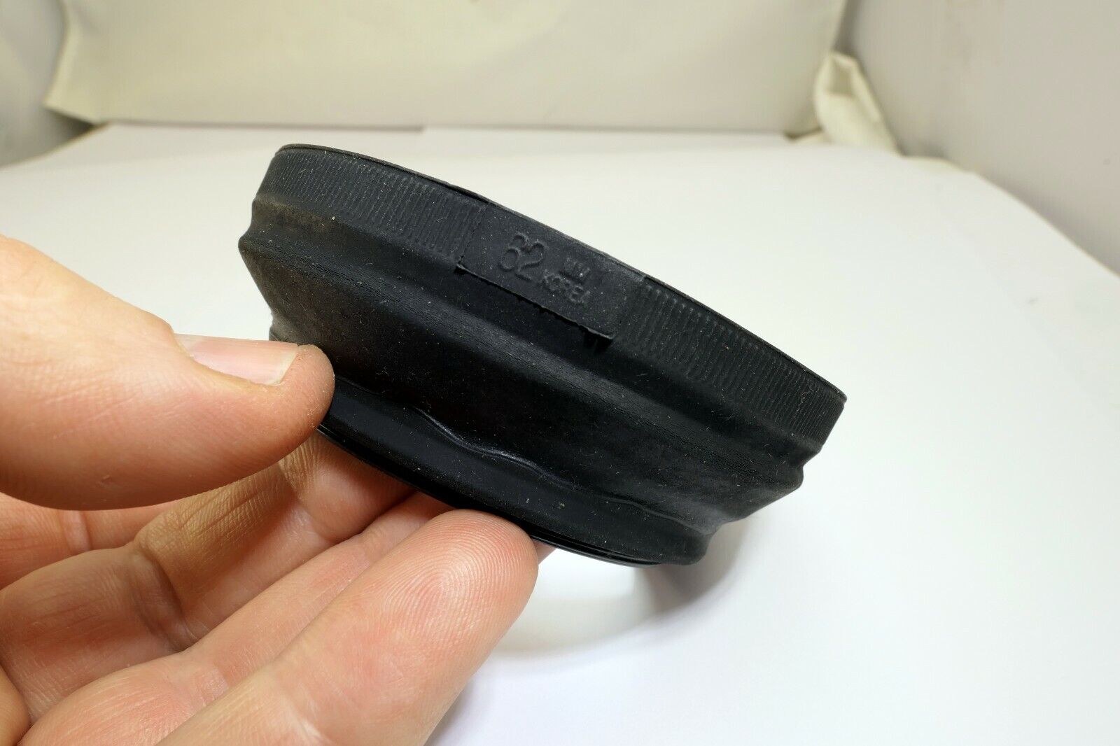 62mm Lens Hood Shade Collapsible Rubber double threaded screw in type vintage