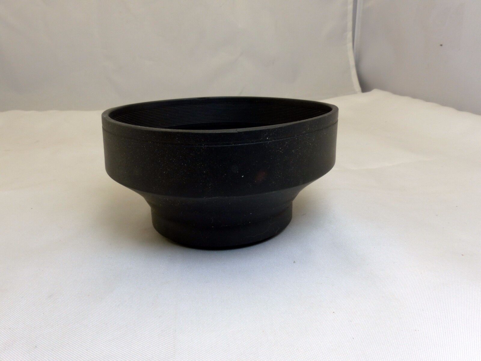 58mm Rubber  Lens Hood for wide and telephoto lenses 3-Way collapsible