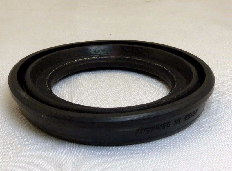 55mm Rubber Lens Hood for telephoto lenses made in Germany