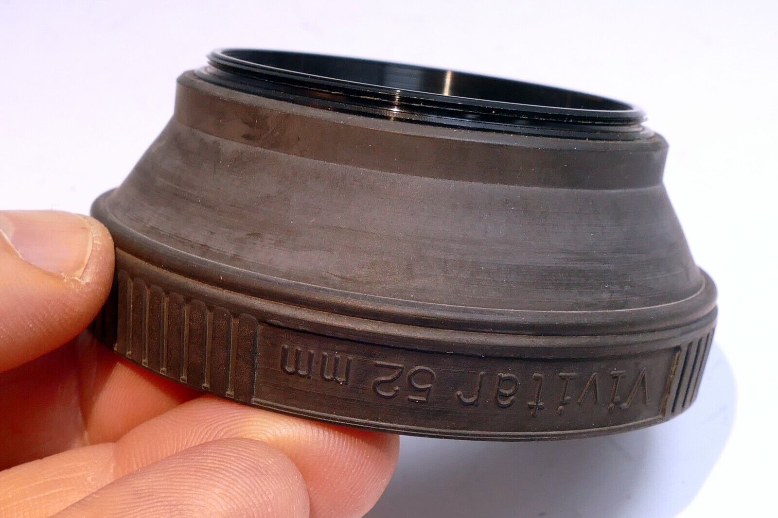 52mm Lens Hood Shade rubber threaded screw in for 50mm f1.4