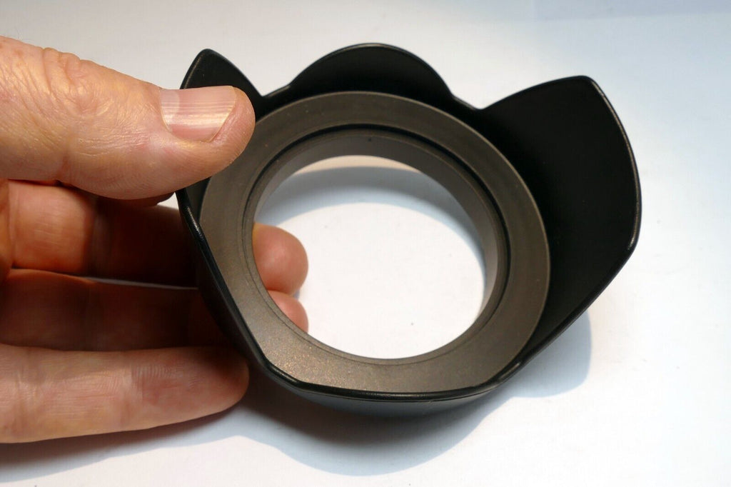 67mm OD Lens Hood Shade  threaded  petal plastic