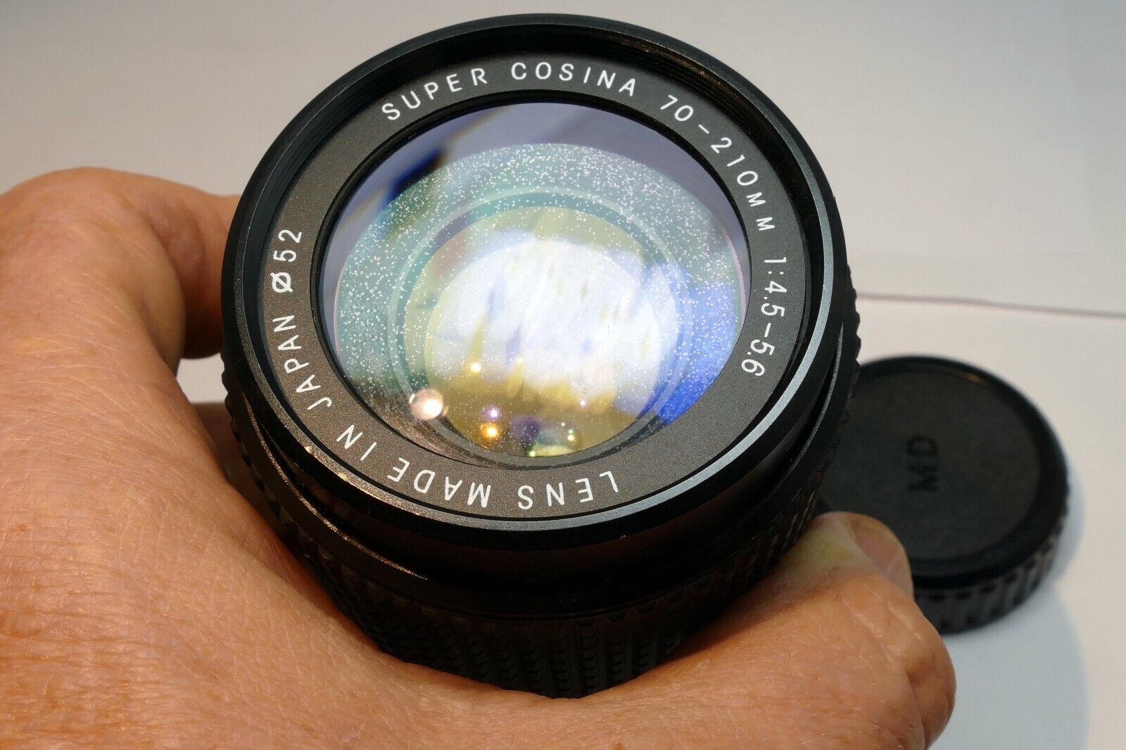 Cosina 70-210mm f4.5-5.6 MD Lens Telephoto w Haze inside - AS IS Parts or Repair