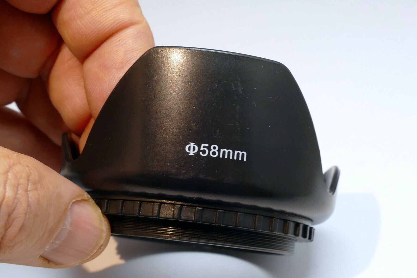 58mm Threaded Lens Hood shade petal shaped plastic