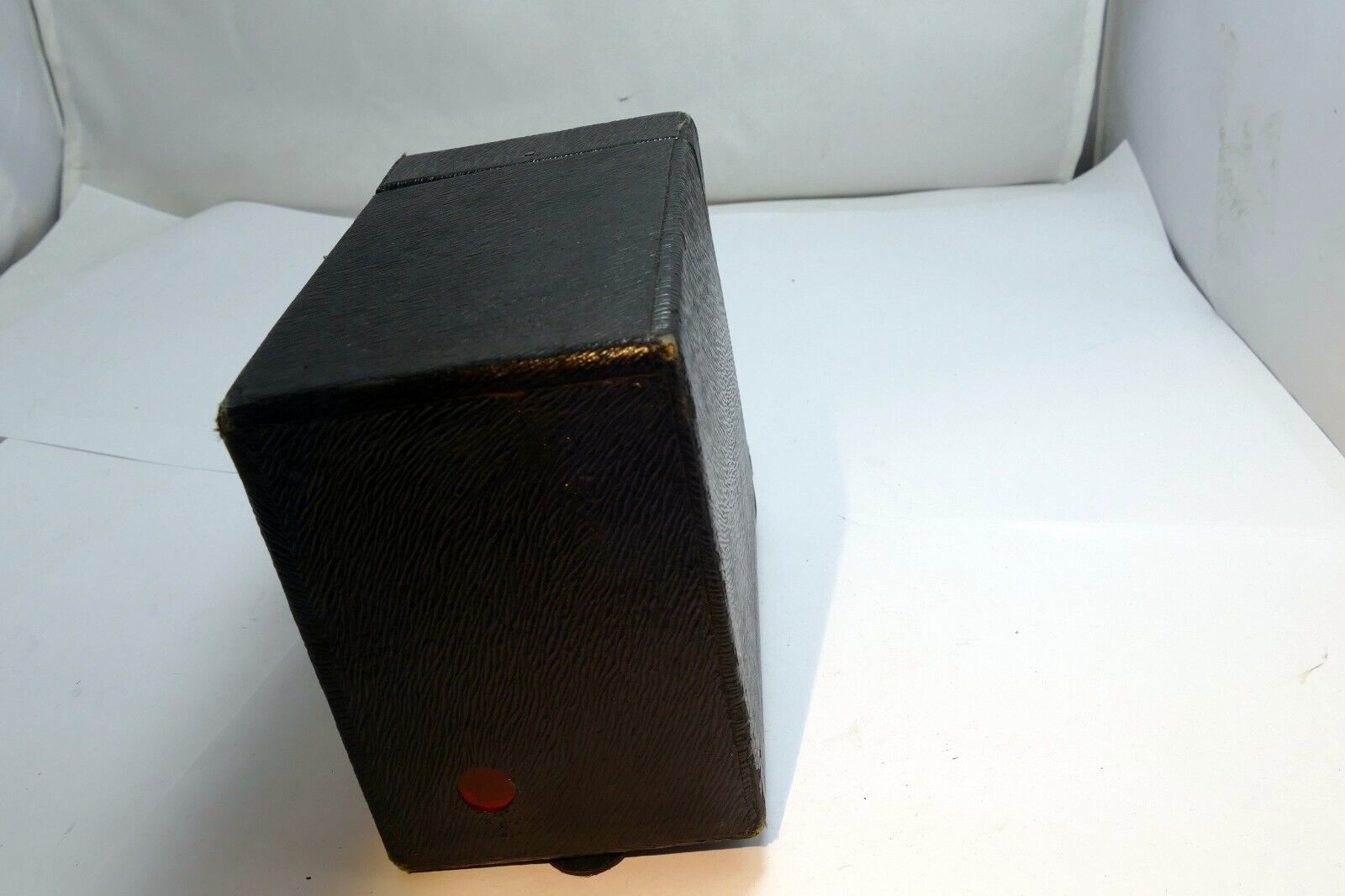 EASTMAN KODAK CARTRIDGE HAWK-EYE NO. 2 MODEL C BOX CAMERA