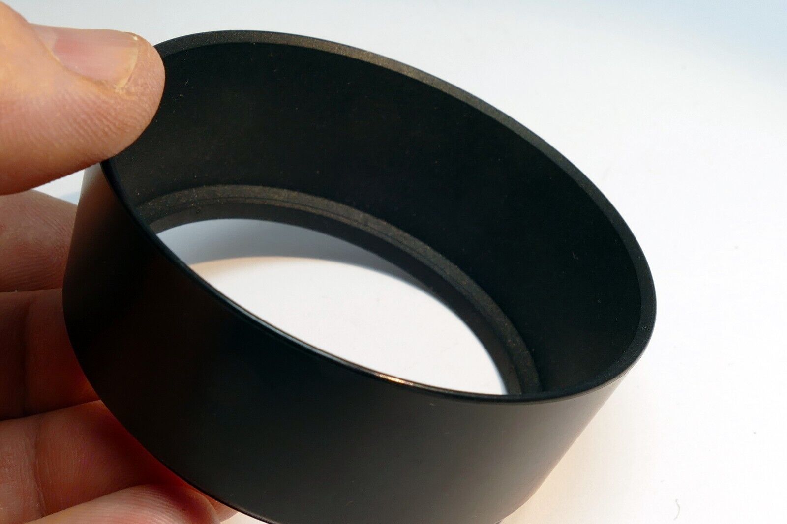 63mm Plastic  Lens Hood Shade threaded