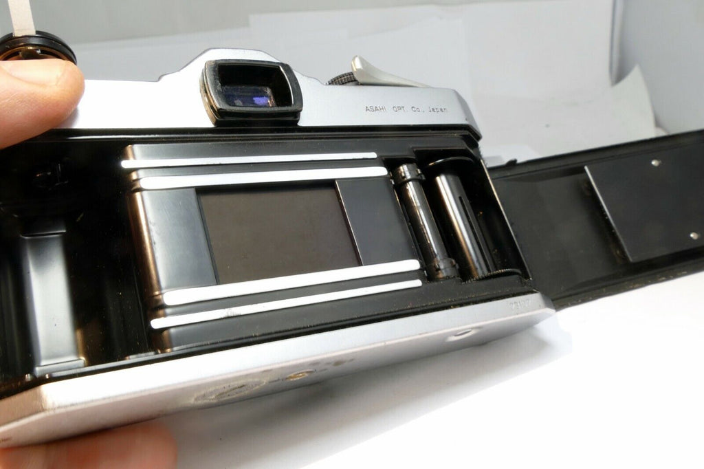 Pentax Spotmatic Honeywell H 35mm SLR Film Camera Body Only Parts Repair  AS IS