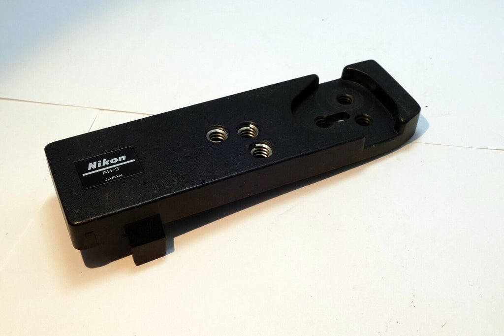 Nikon AH-3 Plate tripod for MD-4 adapter bracket - missing tripod screw