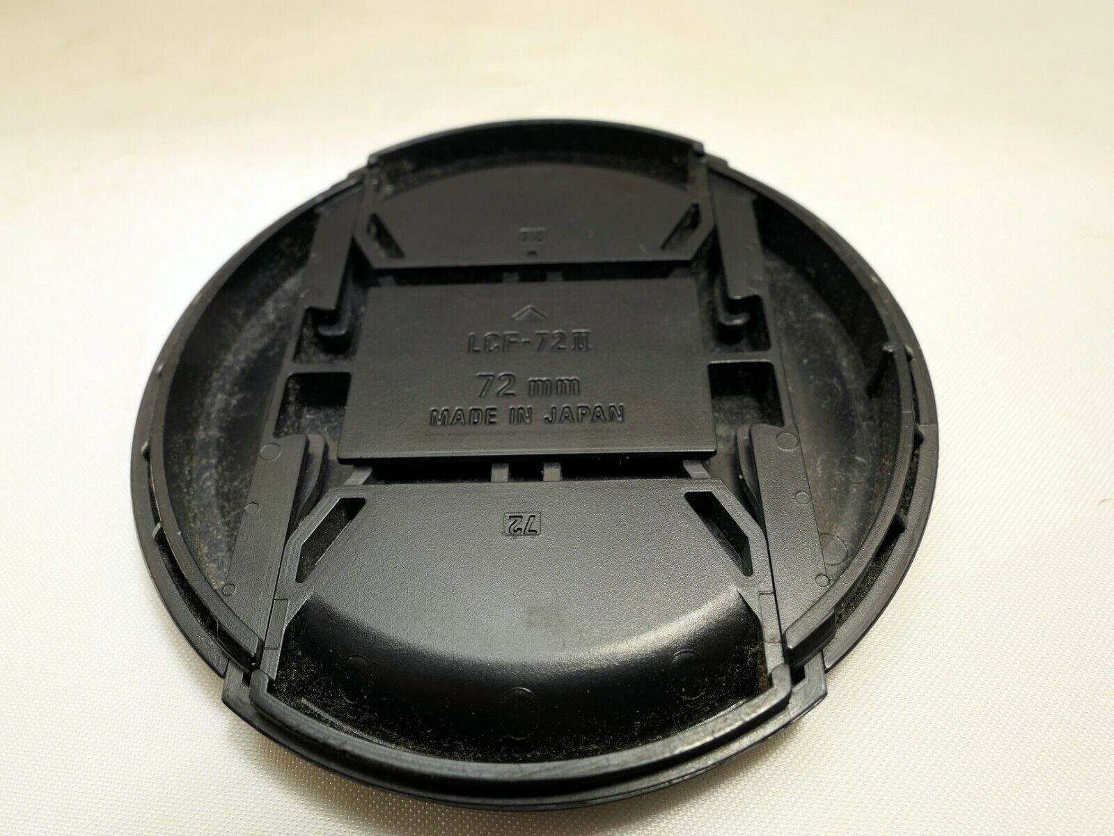 Sigma LCF-72 II  72mm Lens Front Cap snap on  type for APO EX ART