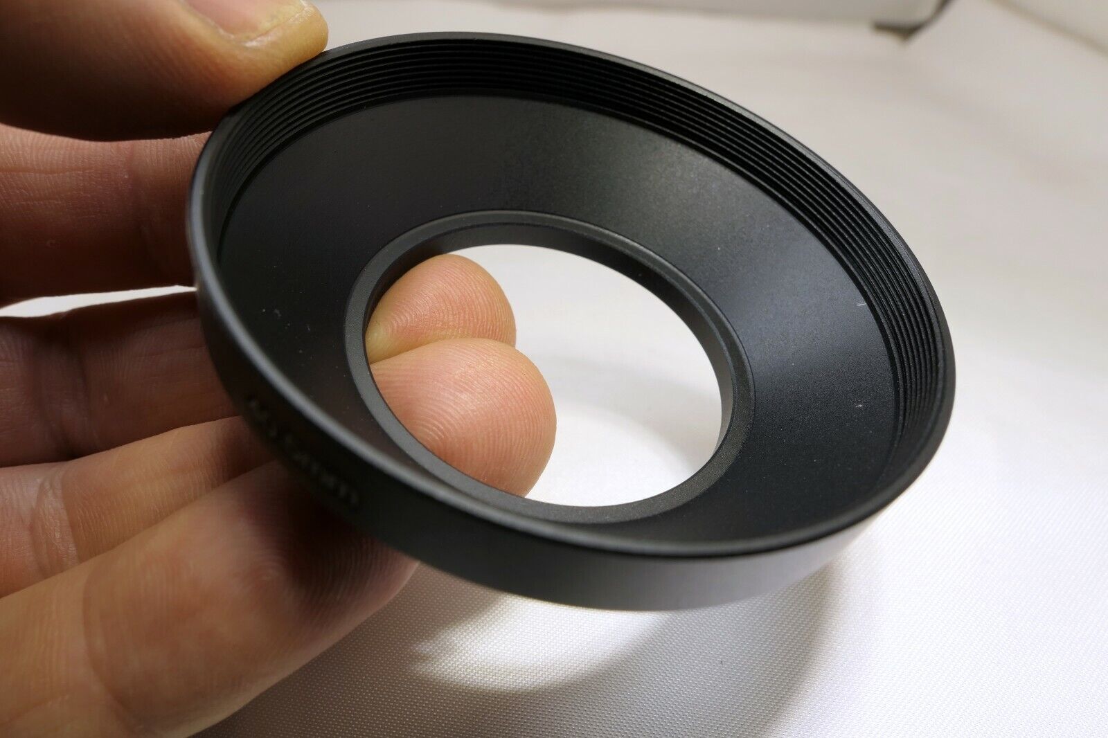 40.5mm Metal Sturdy LENS hood Wide Angle screw w/ threaded in front rim 62mm 3cm