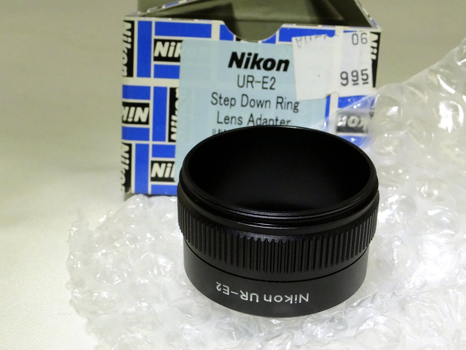 Nikon UR-E2 Step Down Lens Adapter Ring for Nikon Coolpix 880 Genuine Boxed