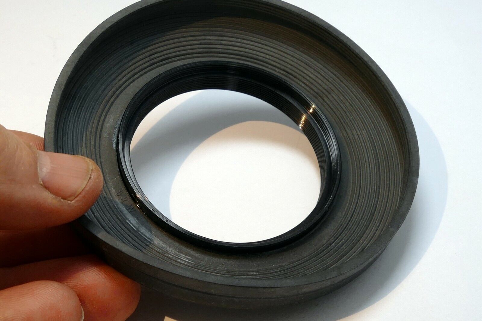 58mm screw in  Rubber Lens Hood Shade wide angle 28mm f2.8 f2.0