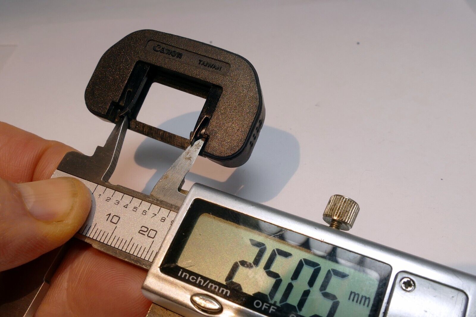 Canon 25mm ID rectangle eye piece cup ring  for eye piece Digital rebel camera