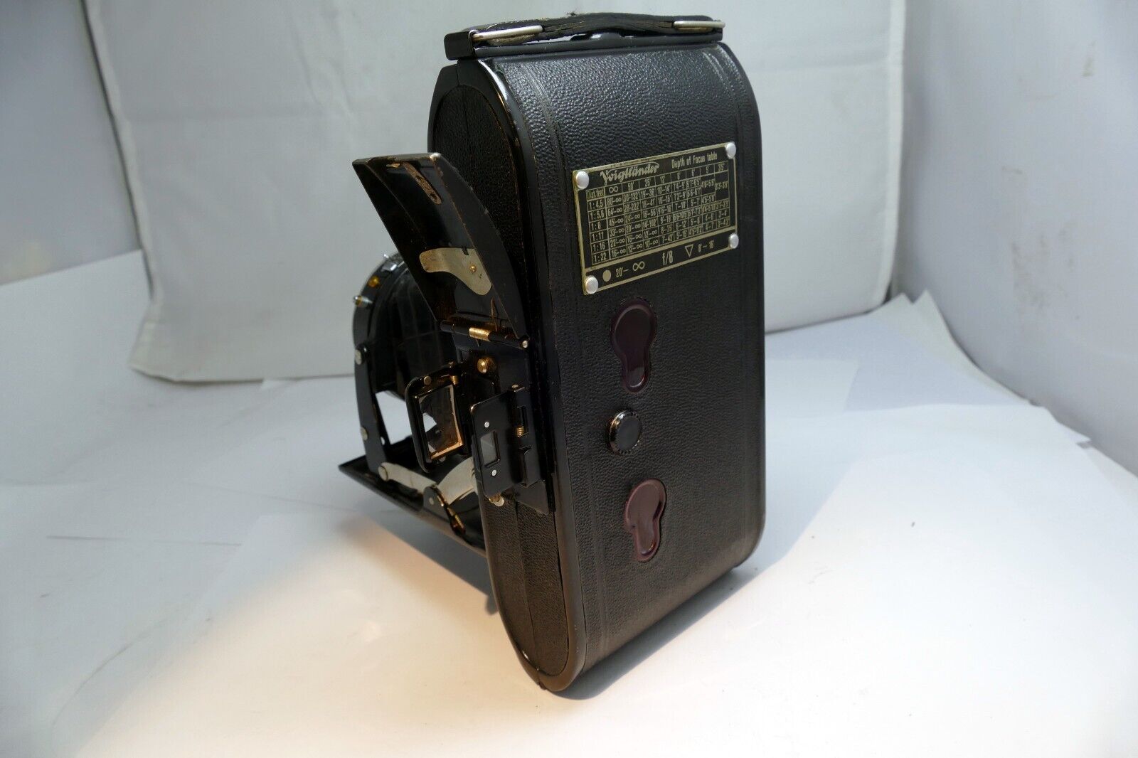 Voigtlander Bessa 6x9 Folding Medium Format Camera with 11cm f4.5 Lens - vintage