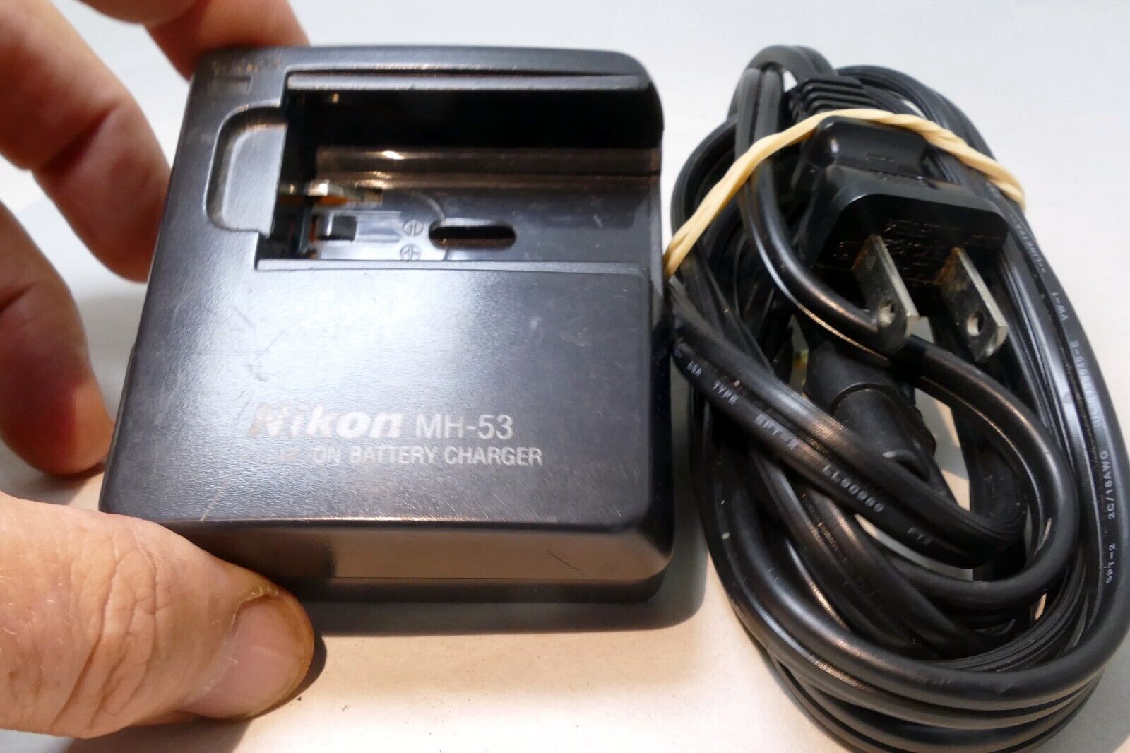 Nikon MH-53 AC battery charger adapter for Coolpix camera genuine  OEM
