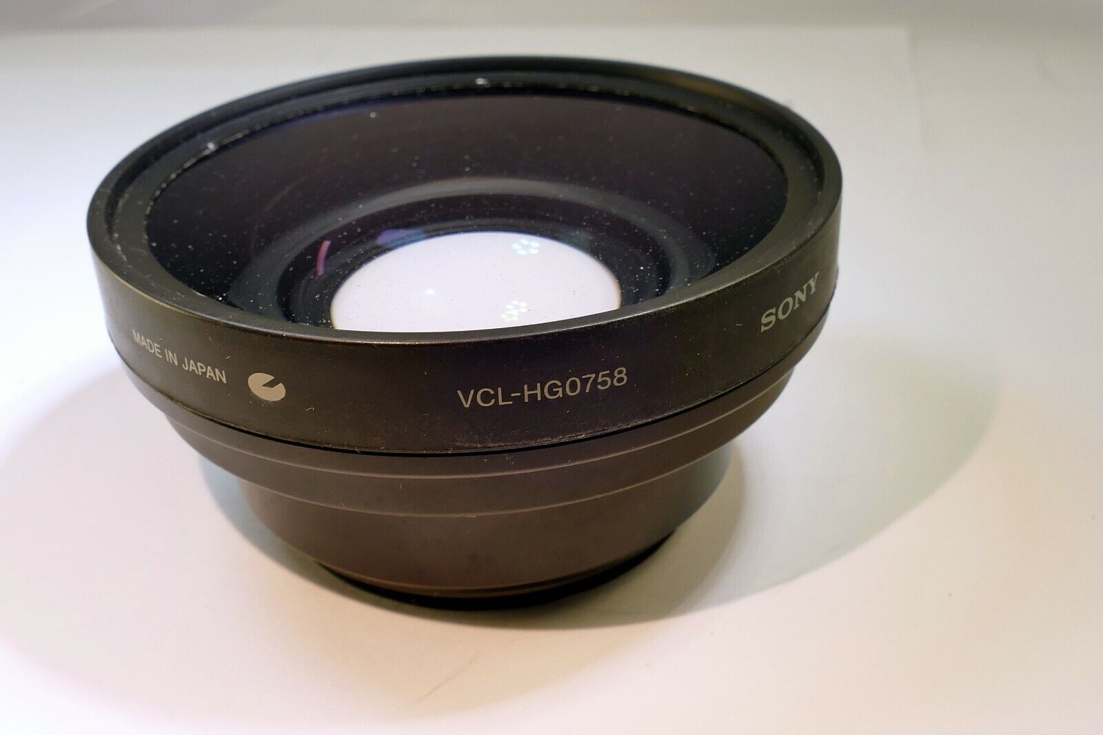 Sony Wide Angle Conversion Lens x0.7 VCL-HG0758 AUX  HG-0758 Genuine