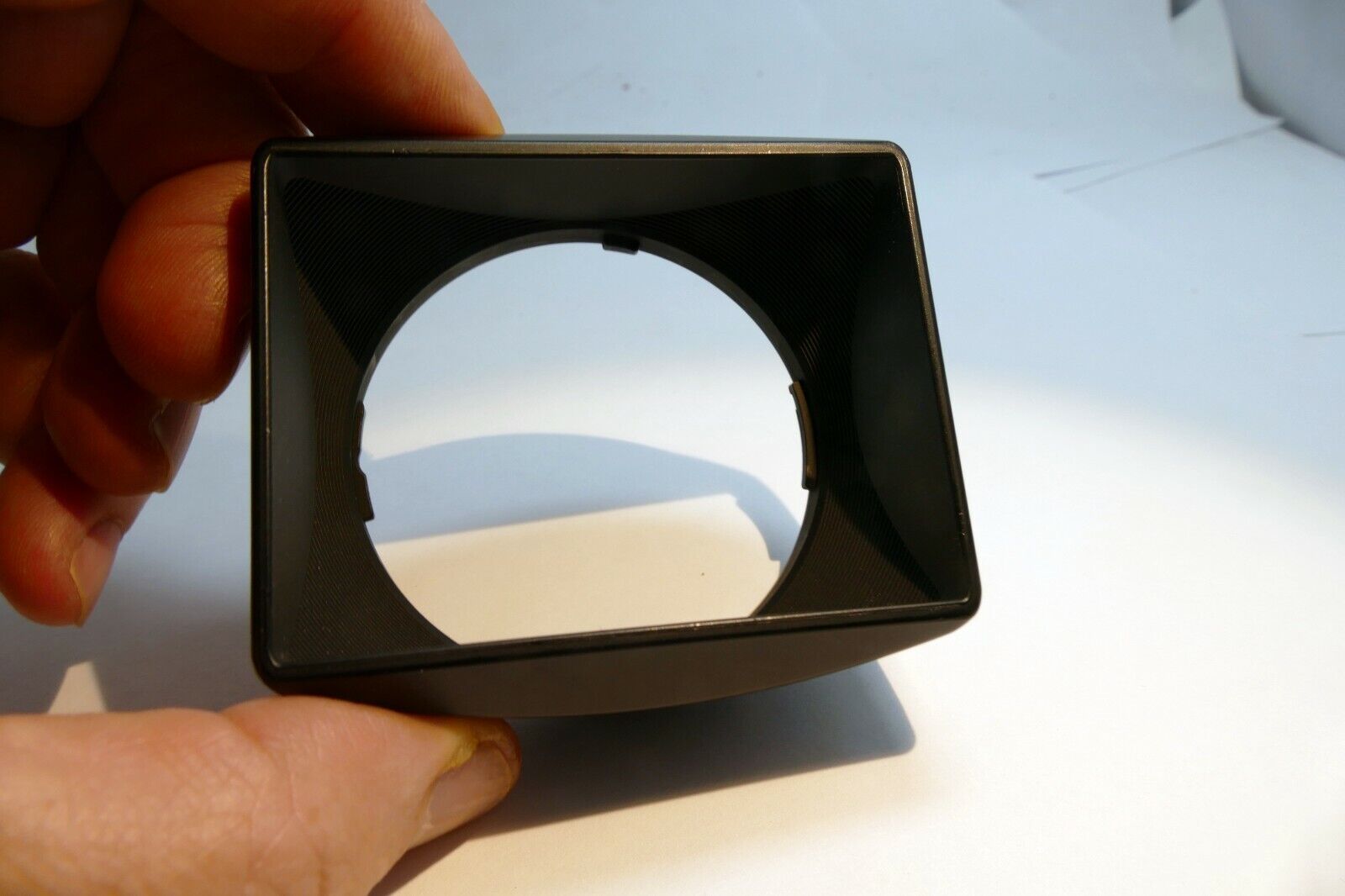 59.5mm ID Plastic Lens hood shade square