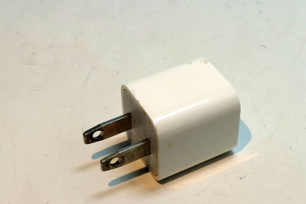 Apple E135498 USB Wall Power Adapter charger - OEM Genuine original