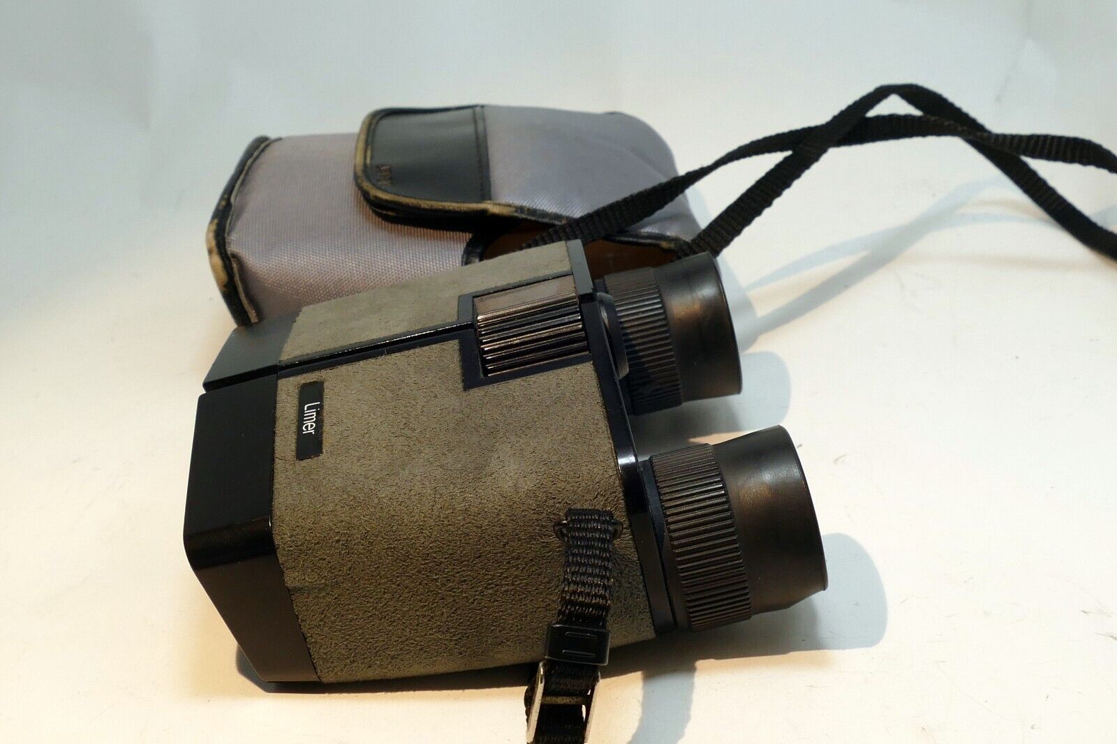 LIMER by Mirador 8 x 24 Binoculars Field Glasses Filed 5.5* w/Case