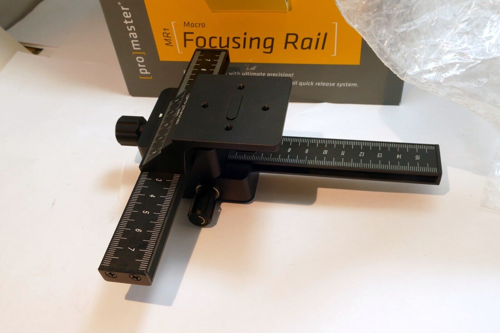 Promaster MR1 Macro Focusing Rail tripod adapter