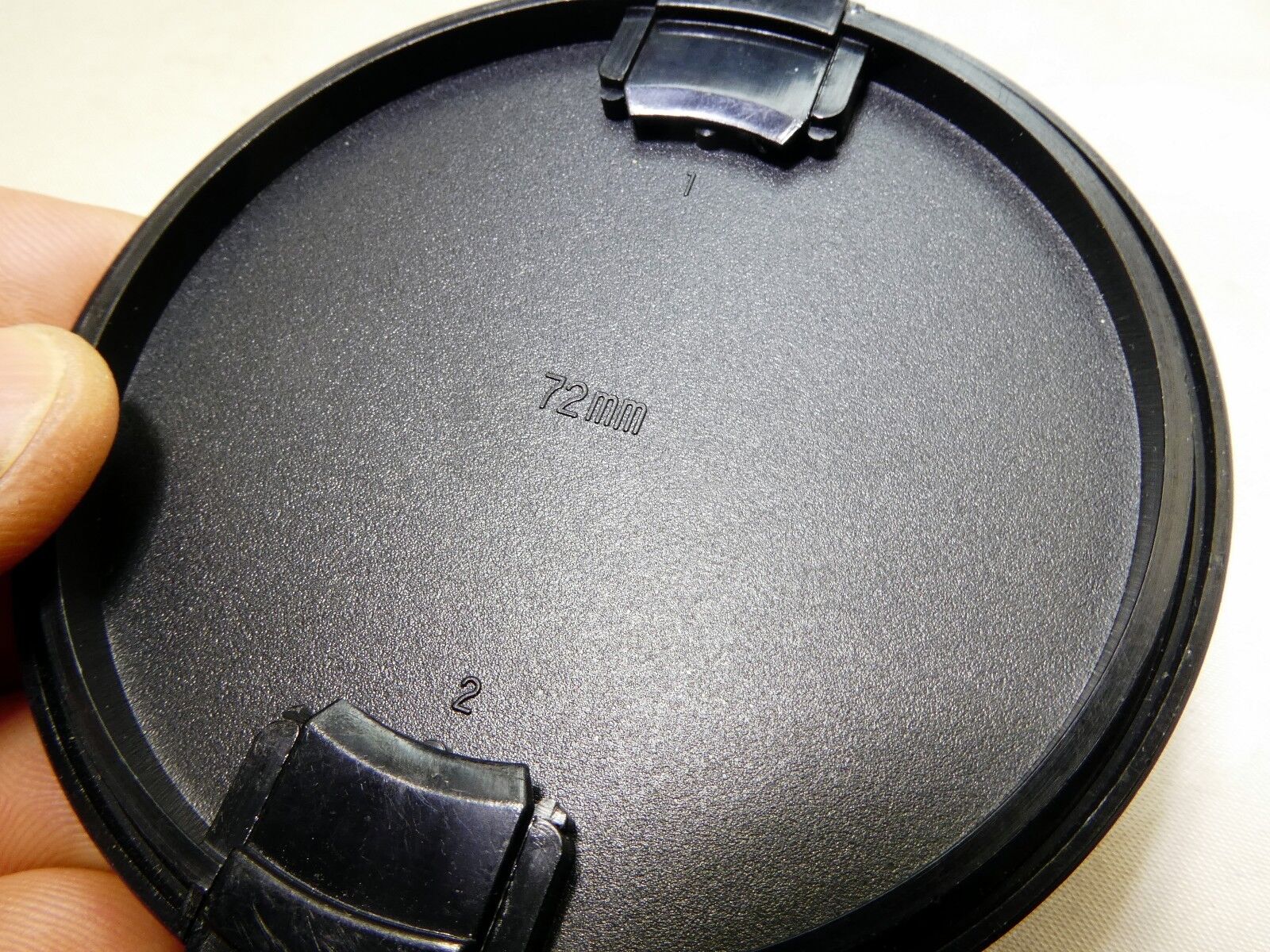 Samyang 72mm Lens Front Cap snap on type 18-28mm