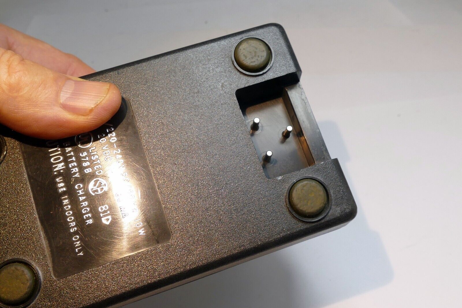 Nikon MH-2 Quick Charger Ac100V – DC20V 91-23504 MH-2 (missing AC wall cable)