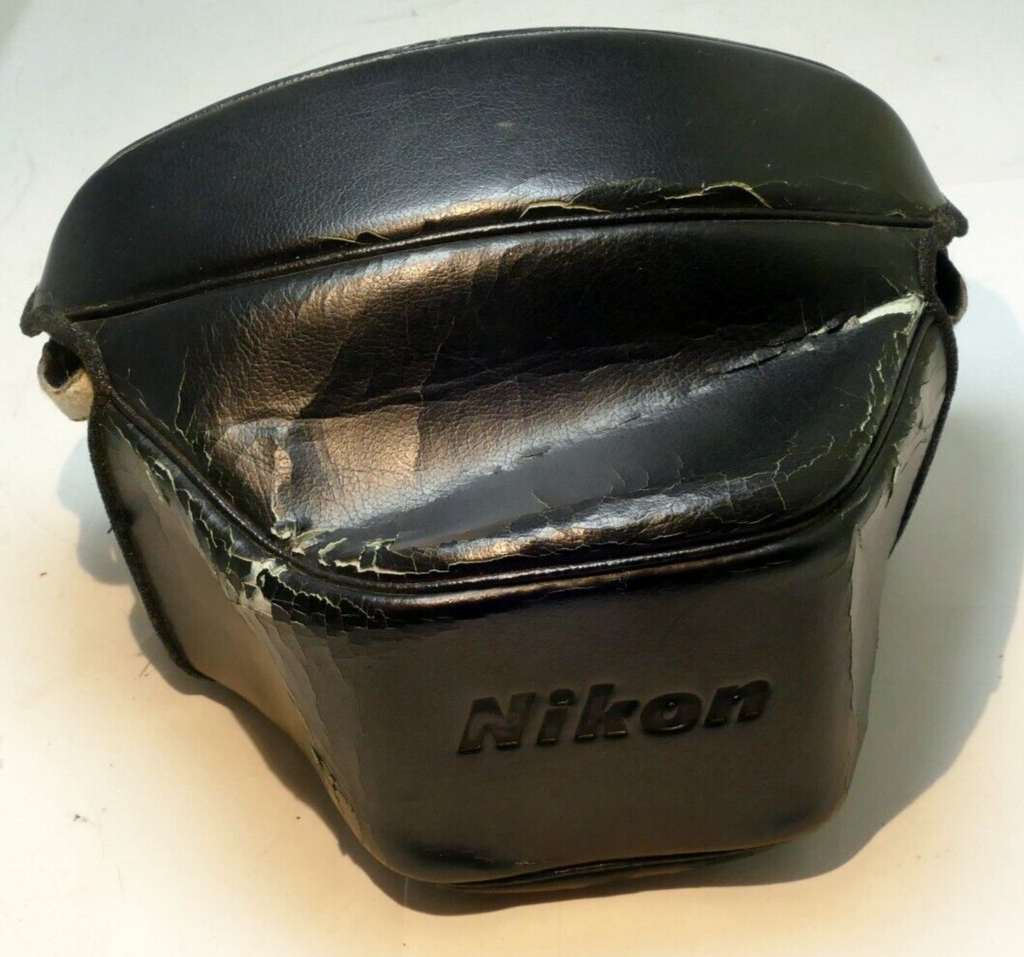 CF-11 Nikon ever ready case for EM cameras T28