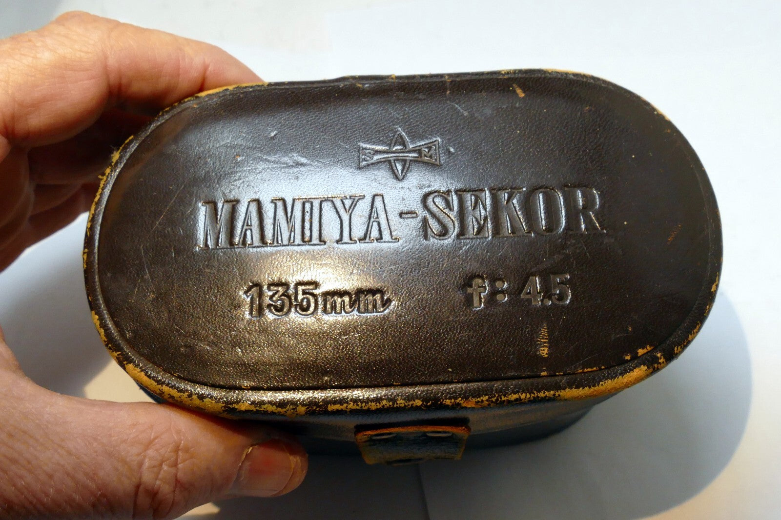 Mamiya Lens case for Sekor 135mm f4.5 hard case  for TLR  lenses