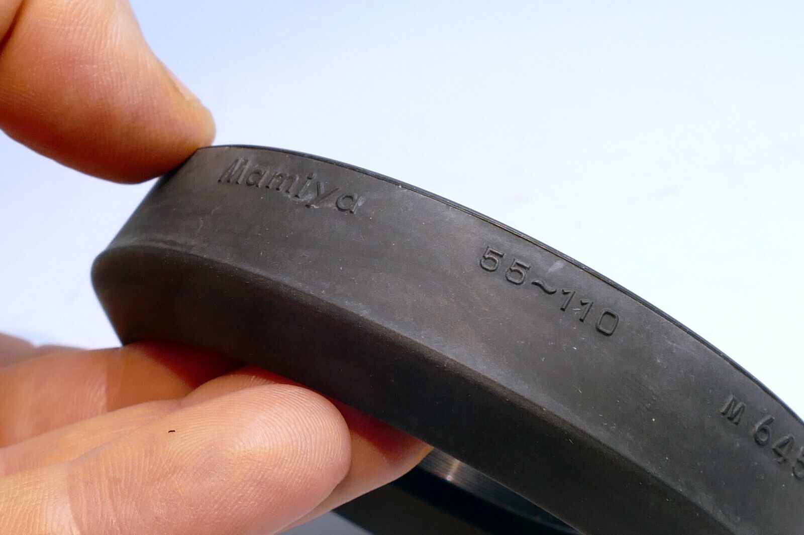 Mamiya 55mm f2.8  Lens Shade Hood 58mm Sekor C M645