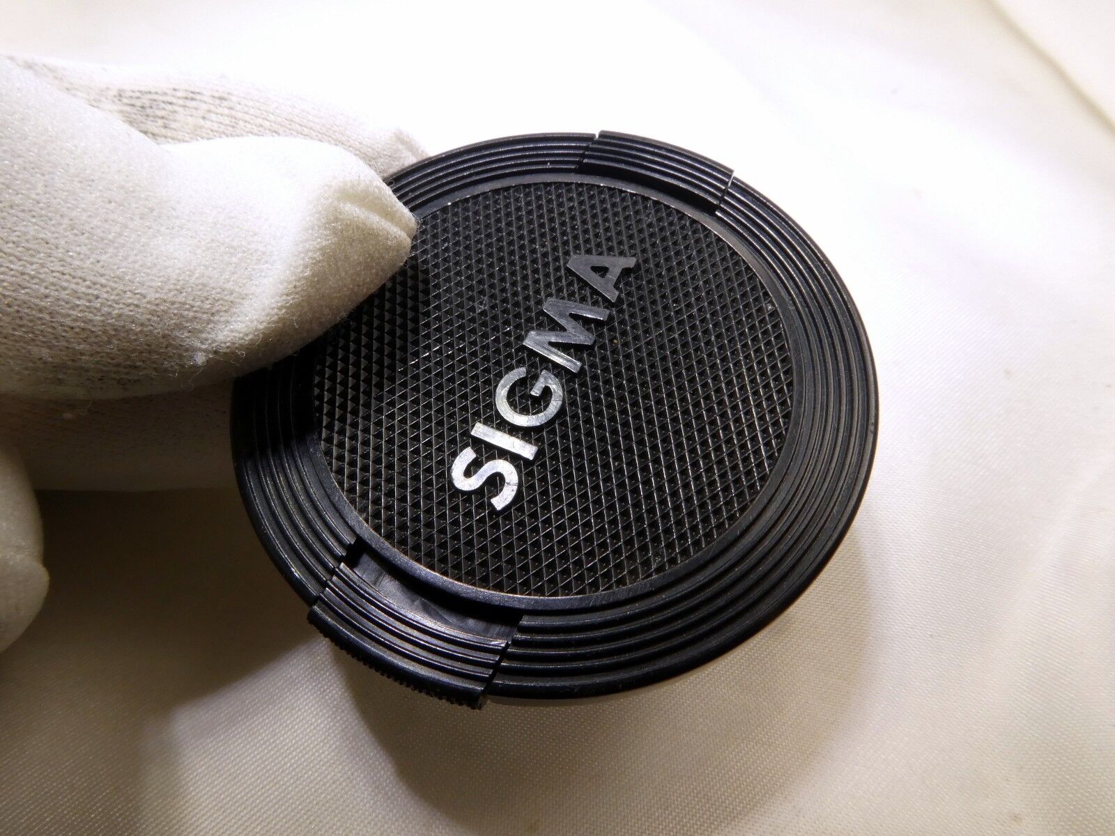 Sigma 52mm Front Lens Cap Snap on type all Black