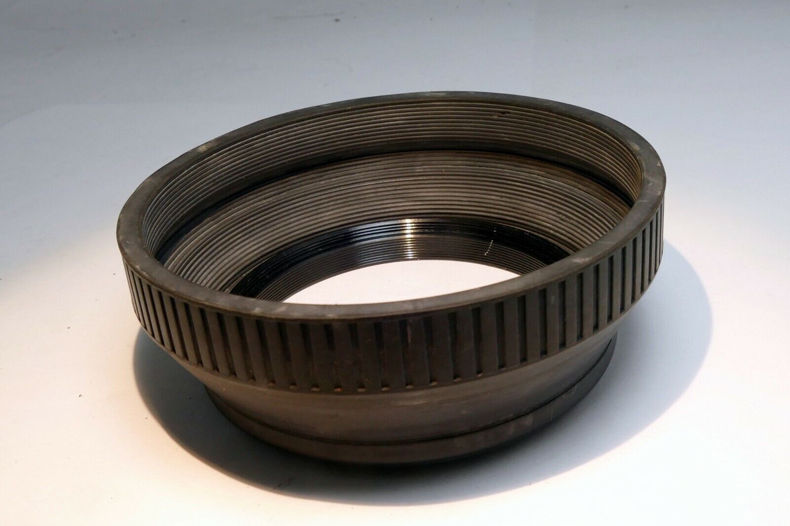 72mm rubber Lens Hood Shade screw in double  threaded for 300mm