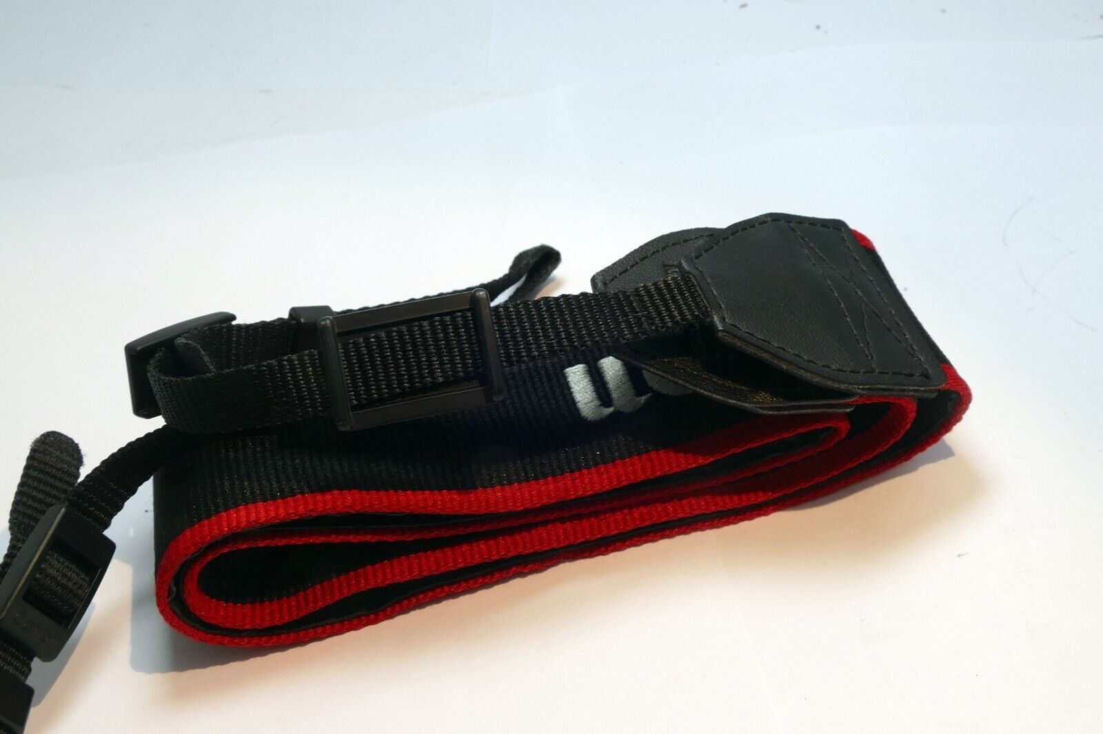Canon EOS 60D Camera Shoulder Neck Strap Black-Red  4cm wide -  Genuine OEM