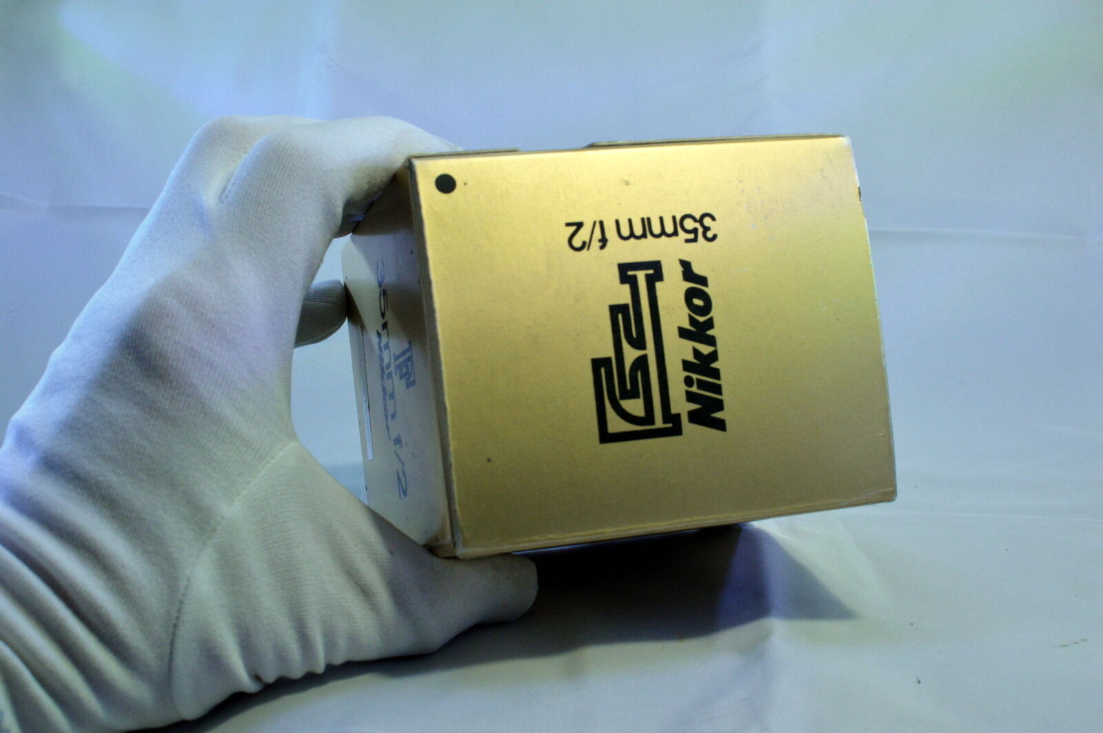 empty box for Nikon 35mm f2.0 F Nikkor lens Ai with foam insert 1:2 f2