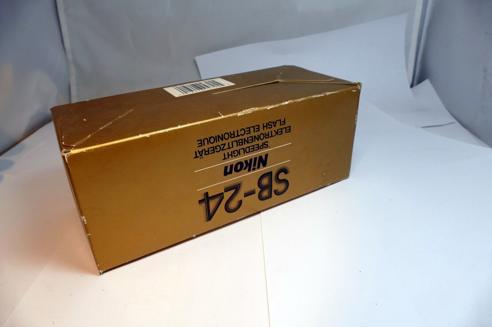 Empty Box for  Nikon SB-24 Speedlight Flash  -  ( an empty box only)