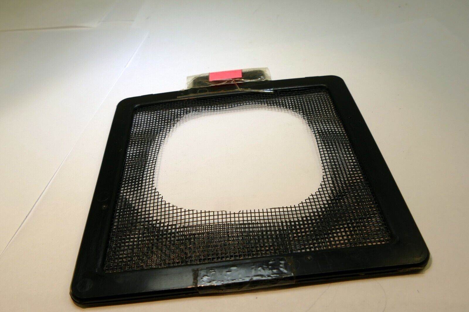 Lindahl Plastic Vignetter Mask Frame 4.5X4.5" bellows 3" Large Oval portrait