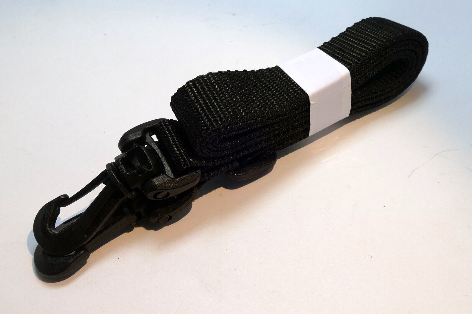 Nylon  2cm wide Shoulder Strap for camera  CASE with Plastic Swivel Hooks - new