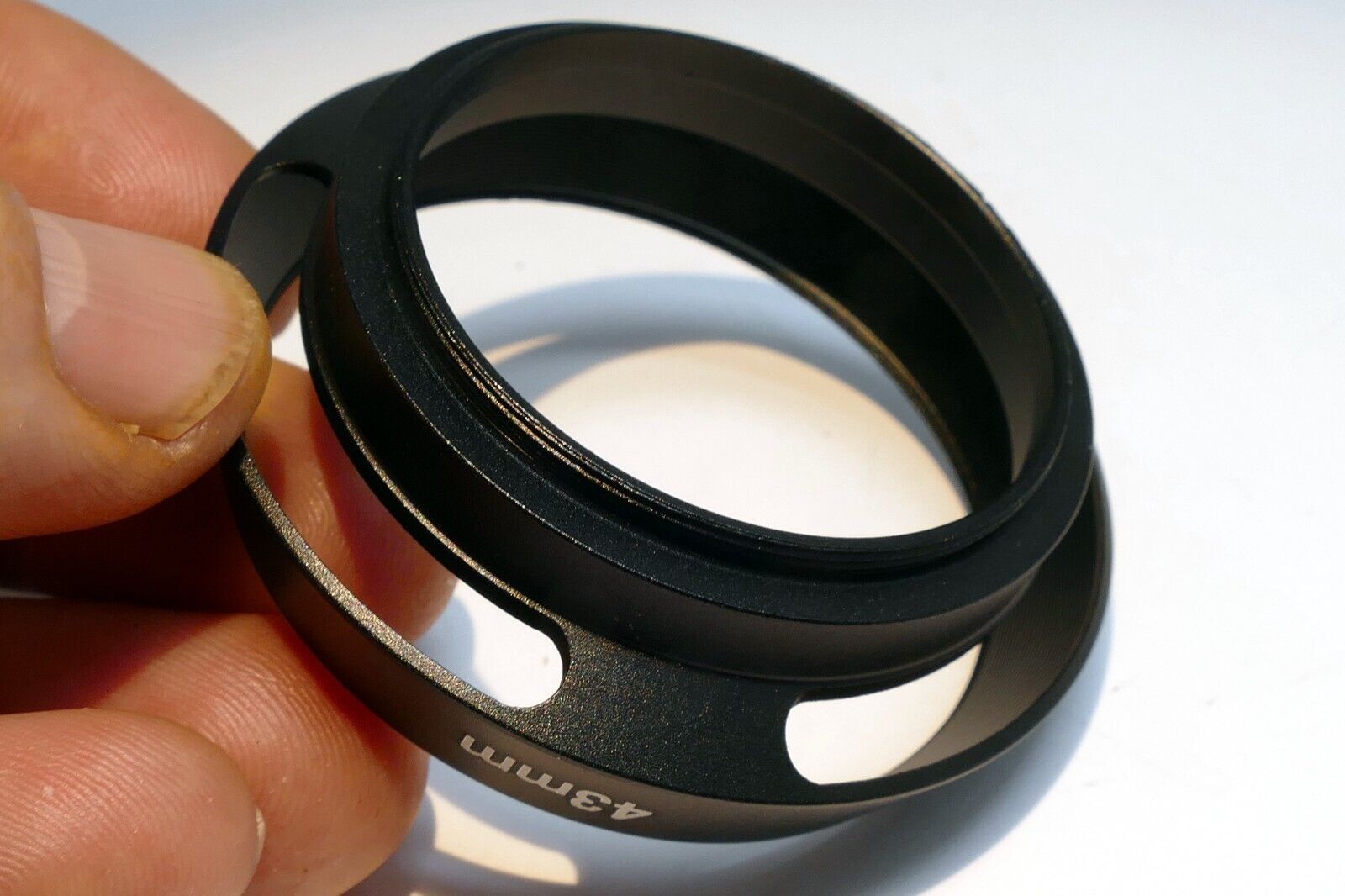 Metal Lens Hood 43mm Screw in Shadedouble  threaded vented
