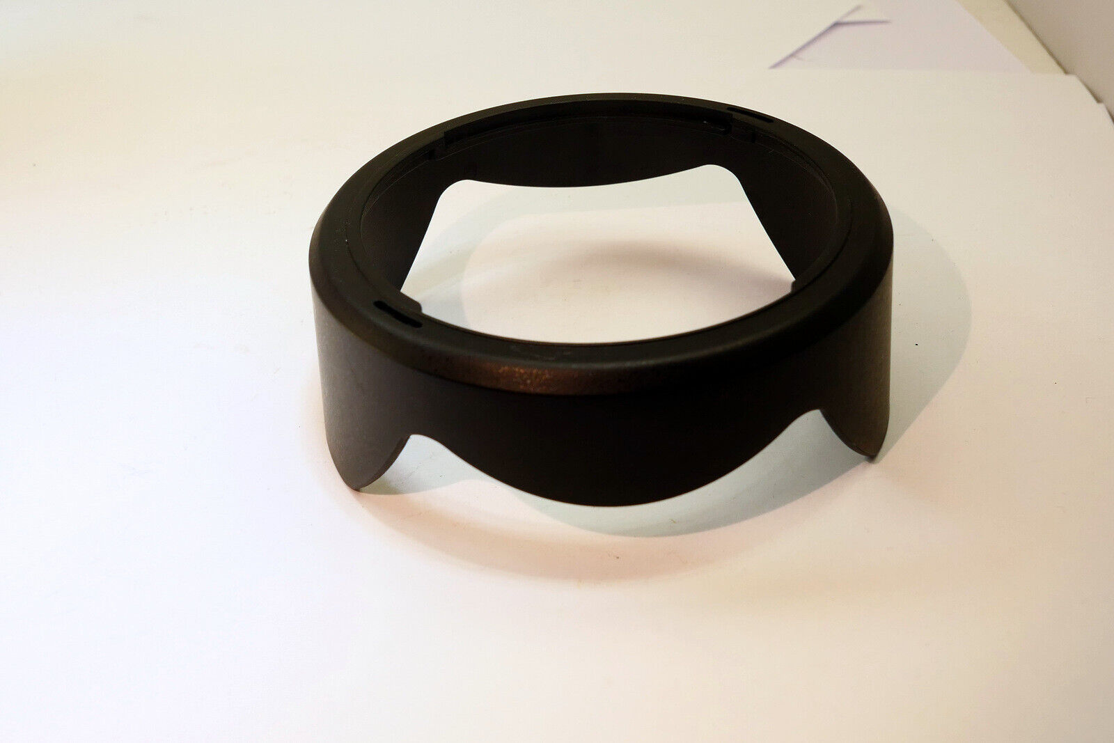 Replacement Lens Hood Shade LH-73C  for  Canon EF-S 10-18mm f4.5-5.6 IS lens