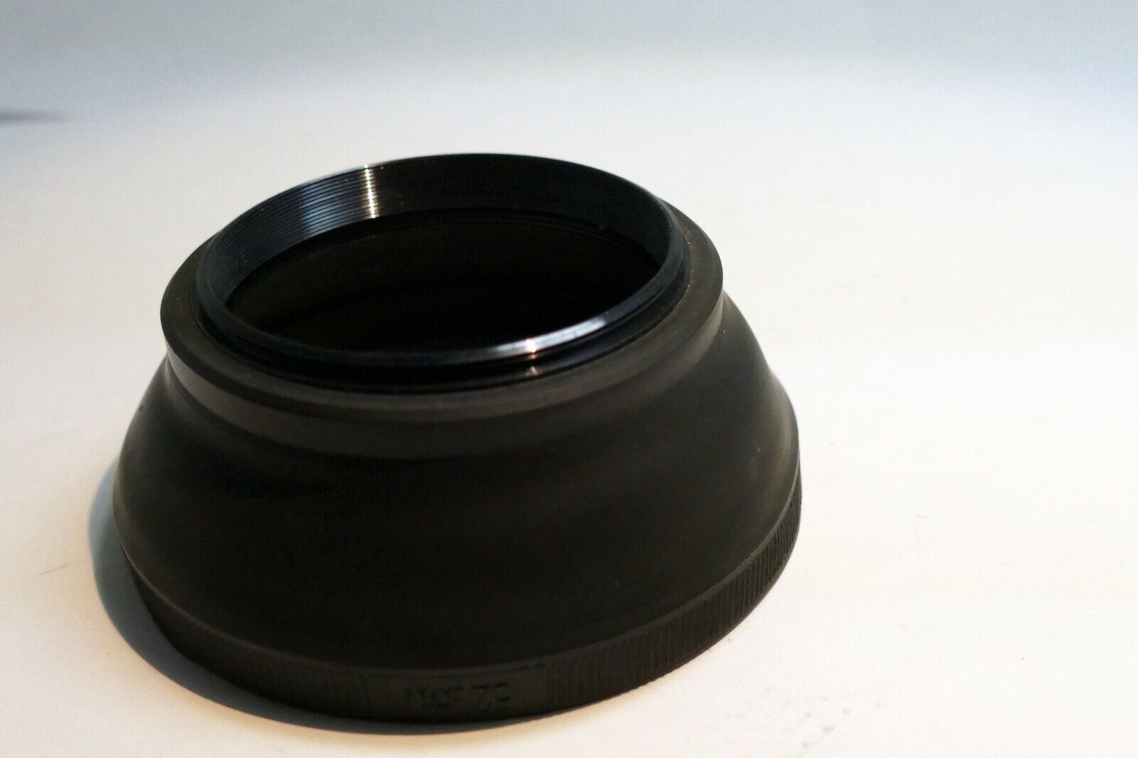 52mm rubber lens hood shade for normal 50mm f1.8 to medium telephoto 85mm f2.8