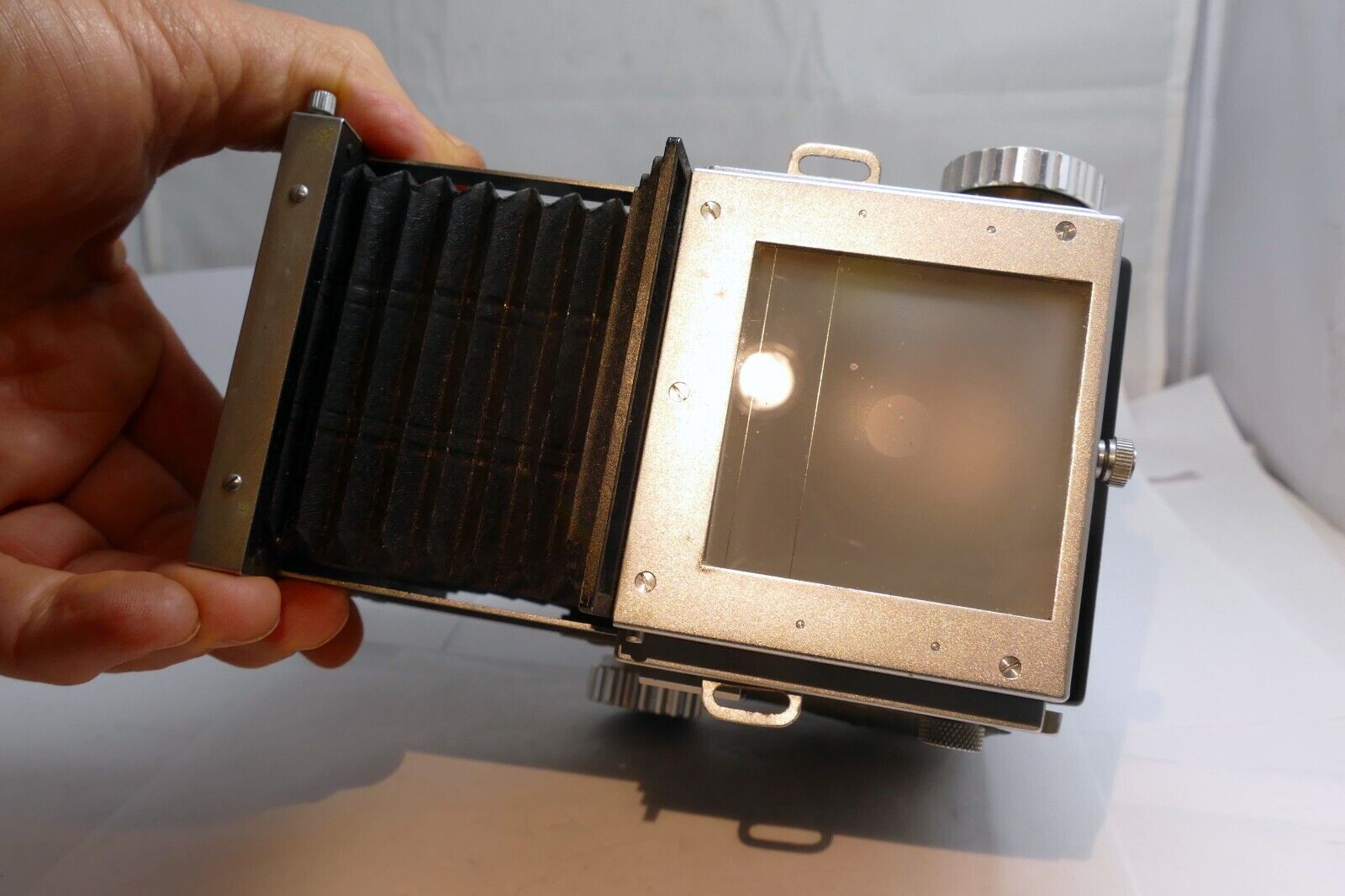 MAMIYA Mamiyaflex Professional TLR Film Camera Body works good