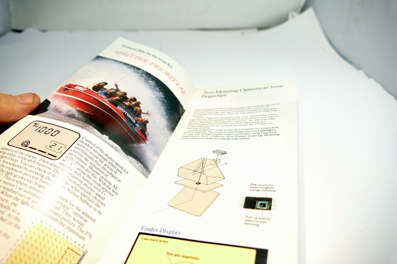 Canon T70 camera Sales Brochure Guide English New Vision Photography  1984