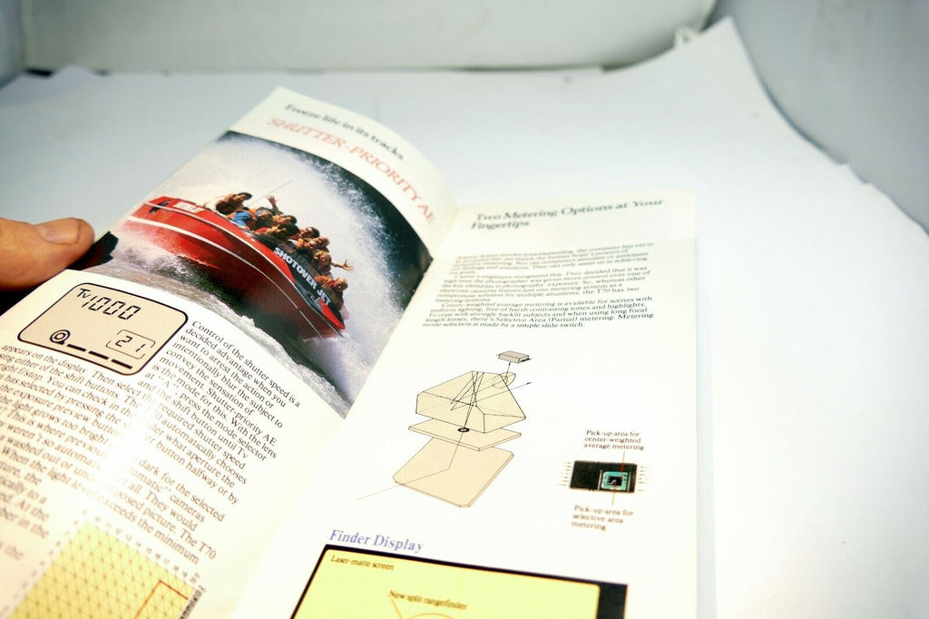 Canon T70 camera Sales Brochure Guide English New Vision Photography  1984