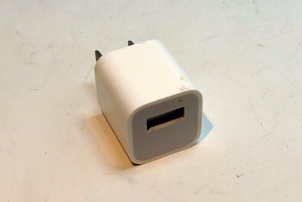 Apple E135498 USB Wall Power Adapter charger - OEM Genuine original