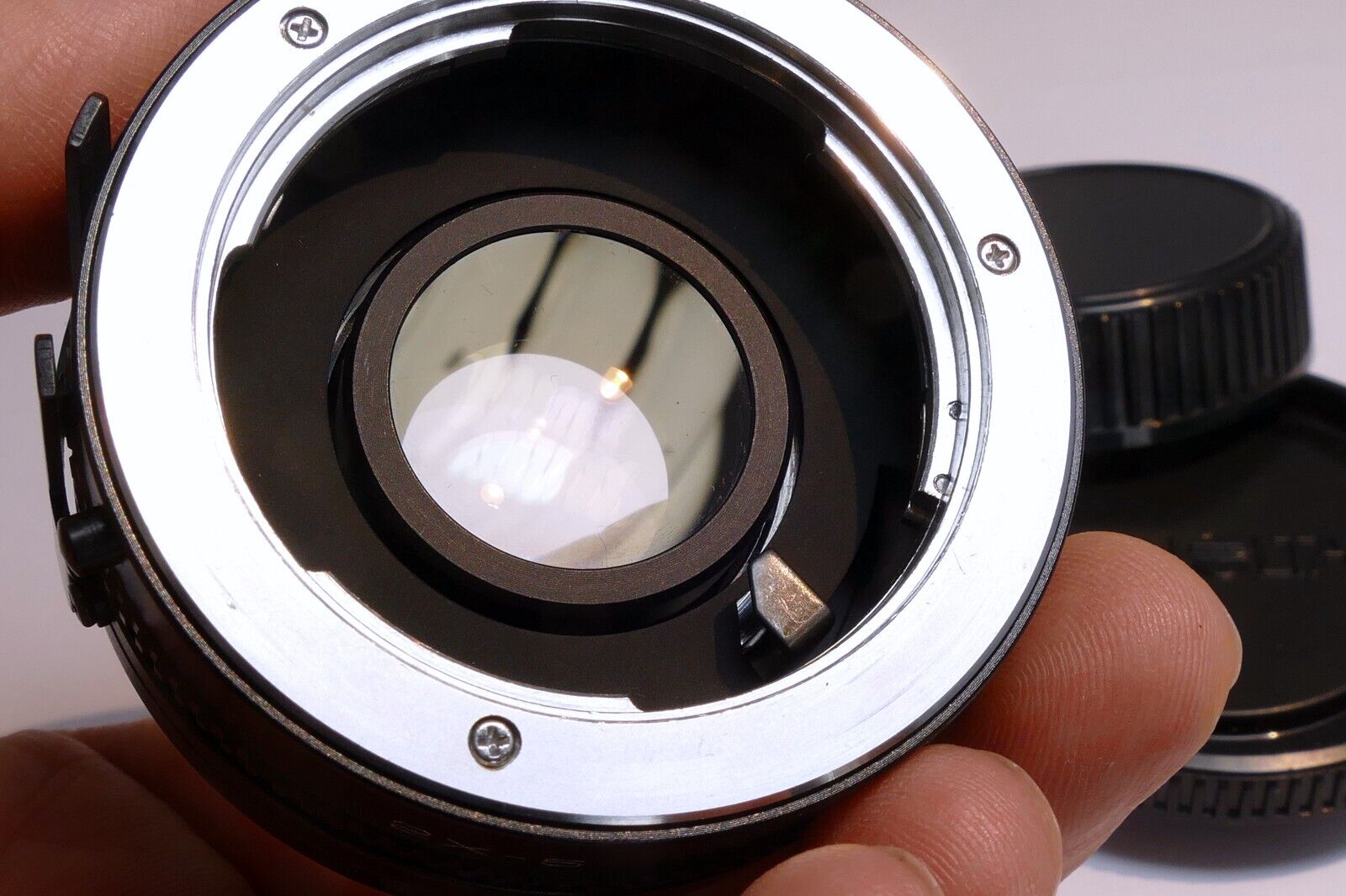 Vivitar 2X Lens For manual focus For Minolta MD MC mount teleconverter (w/ haze)