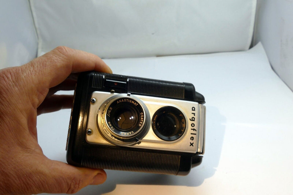 Argus Argoflex Camera with 75cm f4.5 Lens for 620 Medium format film