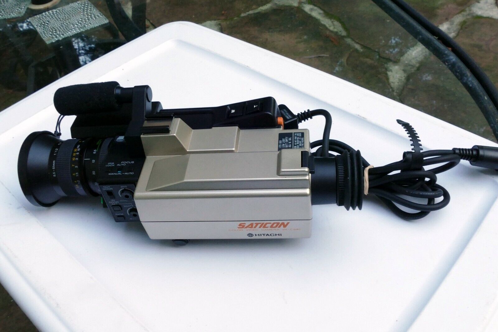Hitachi VK-C840 Color Video camera 8.5-51mm f1.2 lens  - AS IS not tested