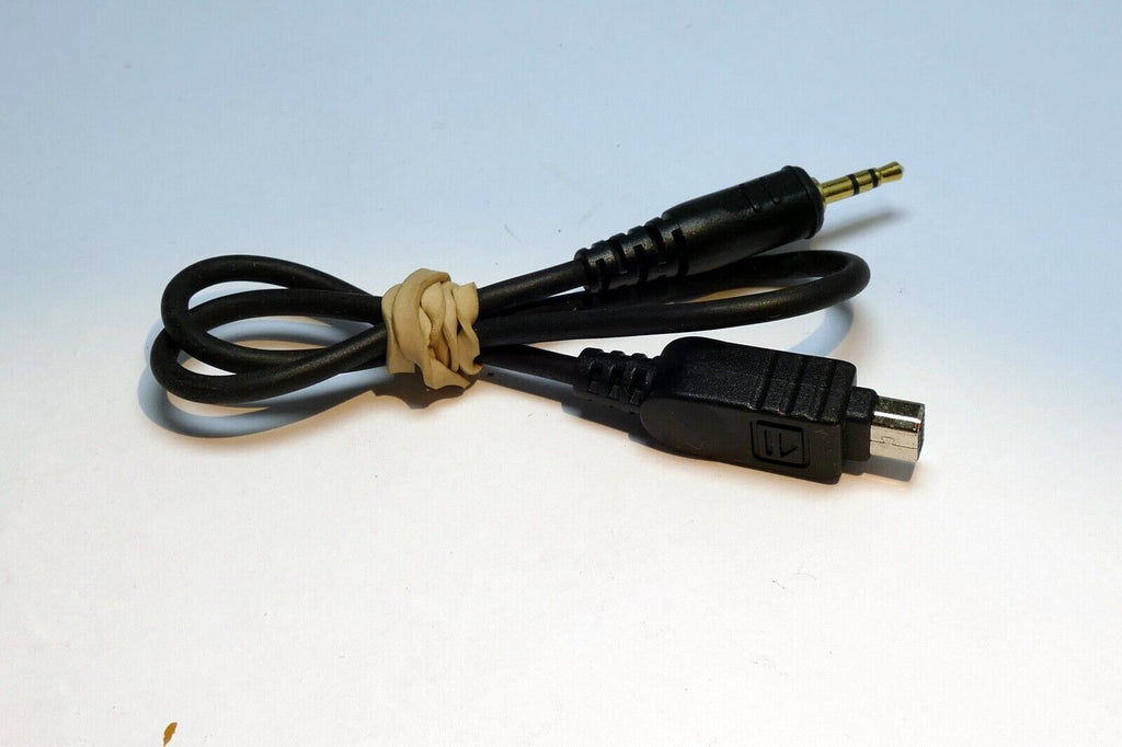 Camera 2.5mm TRS  Male to USB Male cable  for camera  1 foot long audio