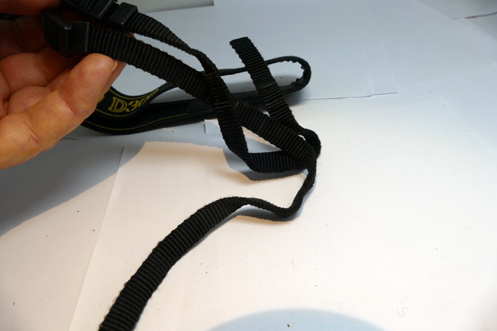 Nikon AN-D300 Shoulder neck Strap for D300 Digital  cameras