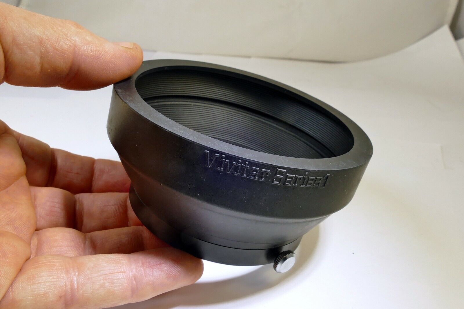 Vivitar Lens Rubber Hood shade for 70-210mm f3.8 Series 1 67mm rim
