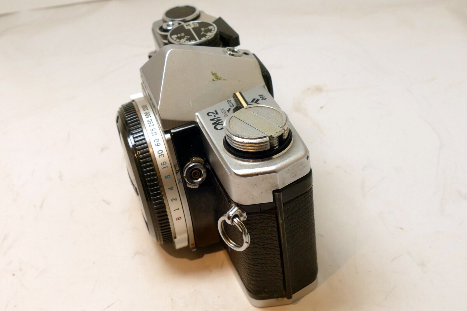 Olympus OM-2 35mm SLR Film Camera Body Only - tested , works good