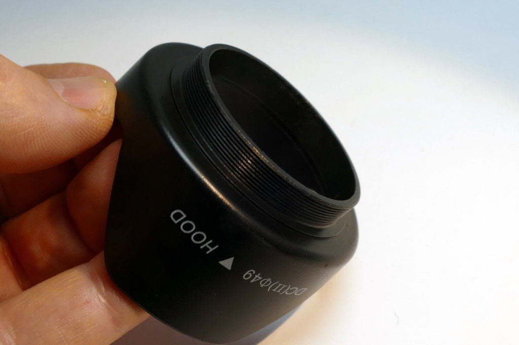 49mm plastic Lens Hood Shade  threaded (missing locking ring) - works